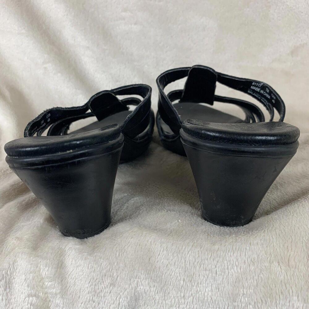 Clarks Bendables Womens 7M Slides Sandals Black Strappy Wedge Leather Slip On - Picture 5 of 11